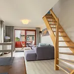 Haus Dorfstrasse 30-30a 아파트