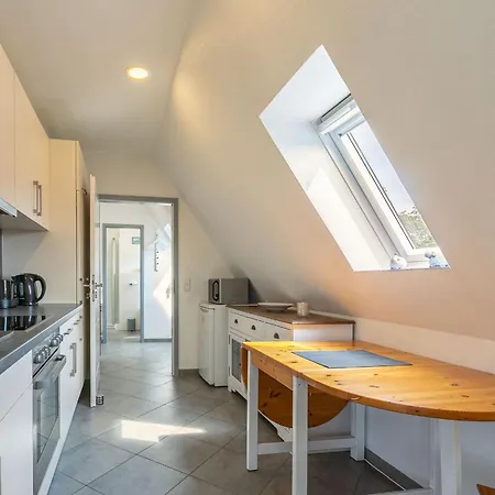 Haus Dorfstrasse 30-30a Апартаменты Bohl